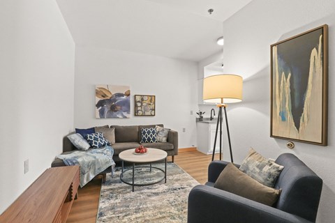 701 23rd St Studio Apartment for Rent - Photo Gallery 11